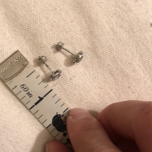 💎 Pompeii 3 1 ct. tw. 14k gold screw back earrings - Picture 6 of 16